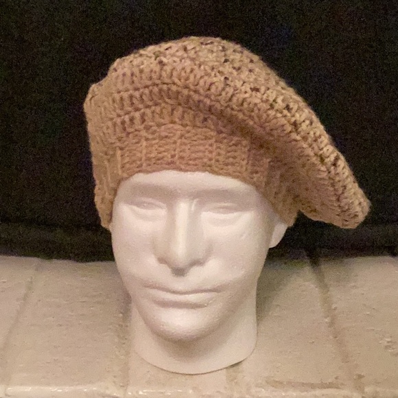 NEW | ✋HANDCRAFTED ❤️ Crocheted 🧶 Bobble Stitch Sweater & Matching Beret - Picture 2 of 11